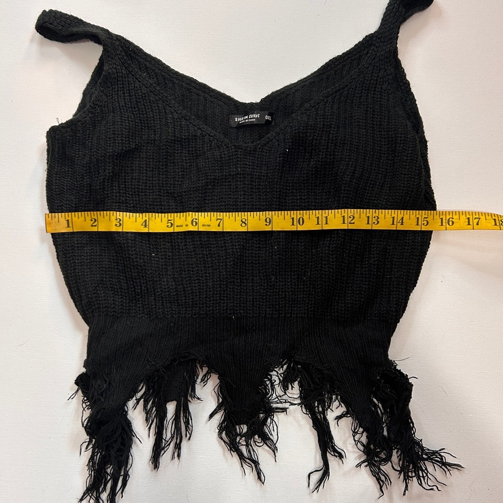 Sweater tank crop